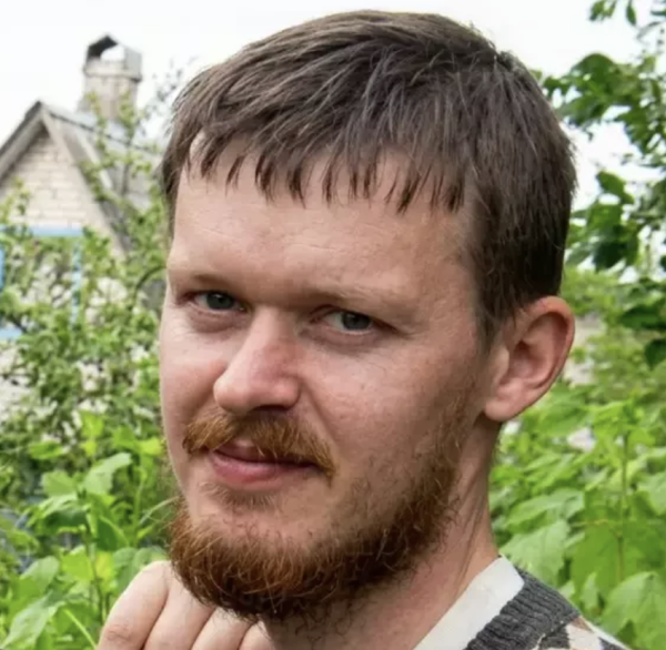 Дзяніс Анатольевіч Адамін